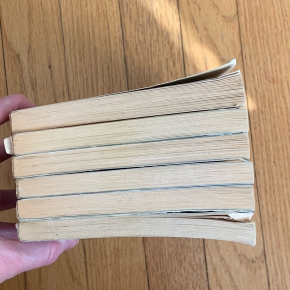 6 animorphs books - Picture 8 of 9